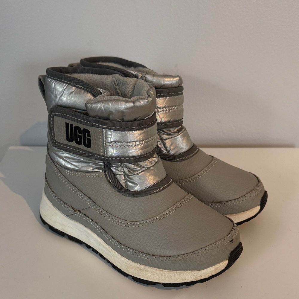 UGG Kid’s T Taney Weather Snow Boots